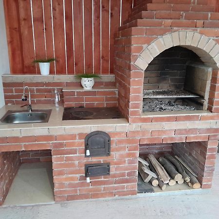 Casa Bianca Oncesti Guest House Екстериор снимка