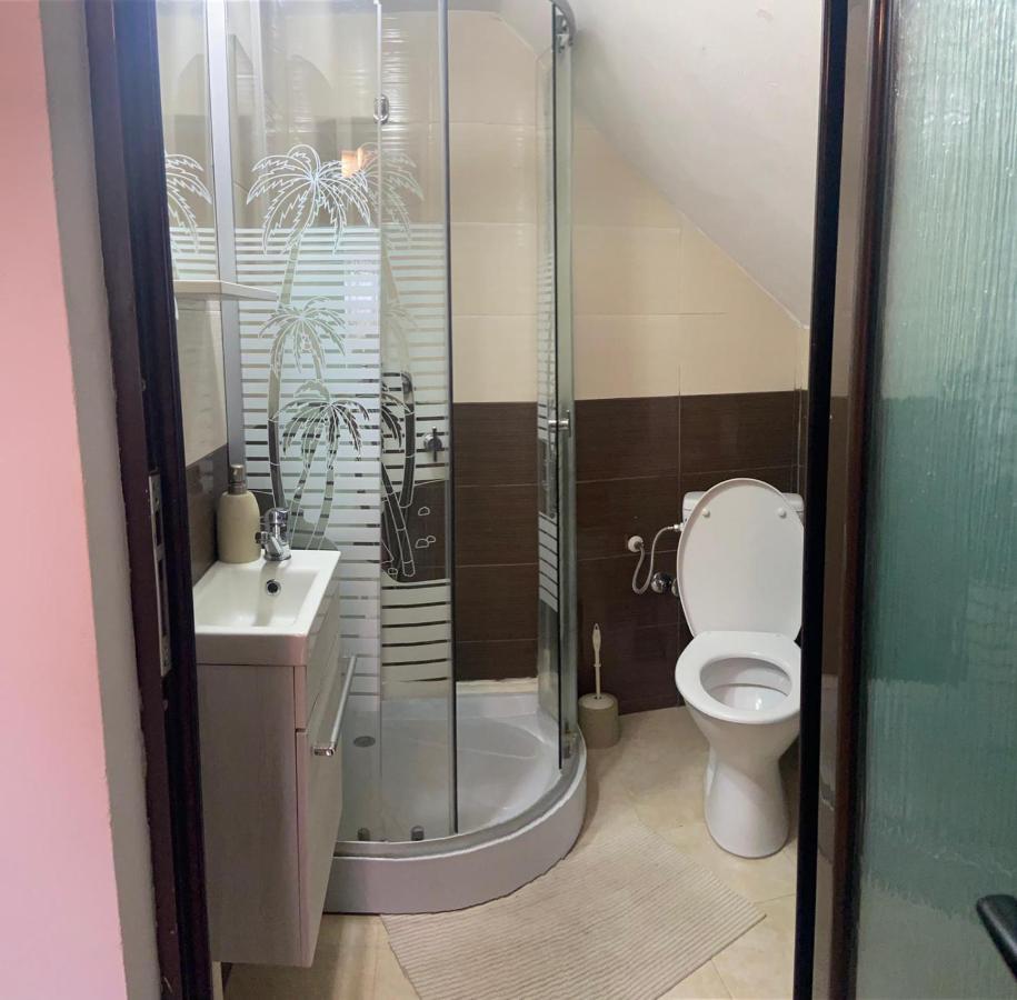 Casa Bianca Oncesti Guest House Екстериор снимка
